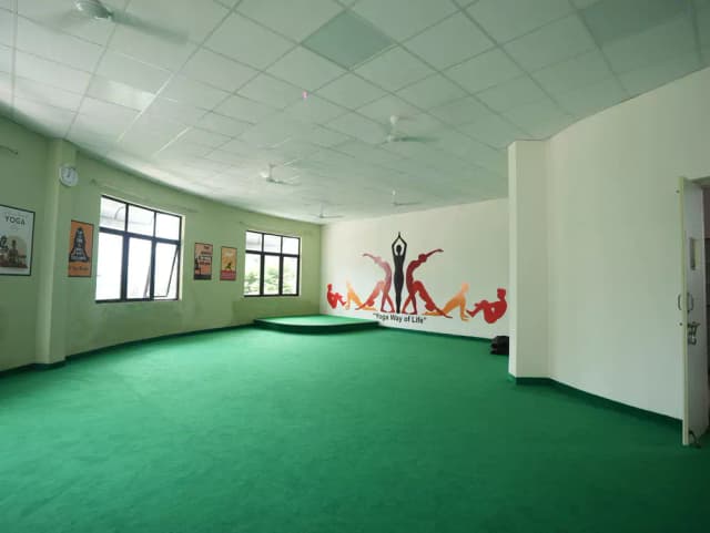 Facility_Yoga_Room