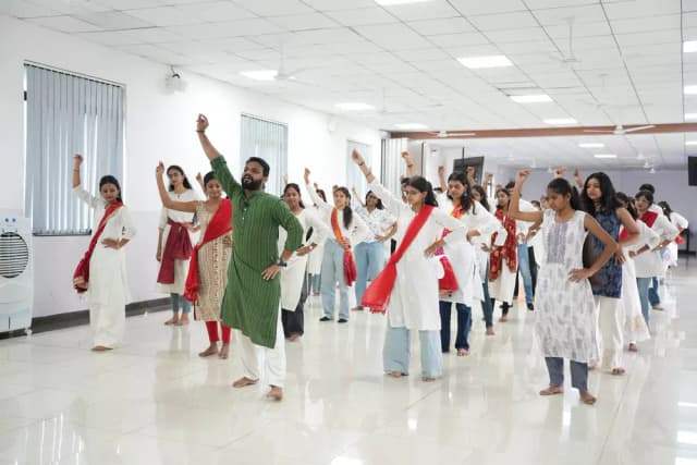 Desi-Groove-2