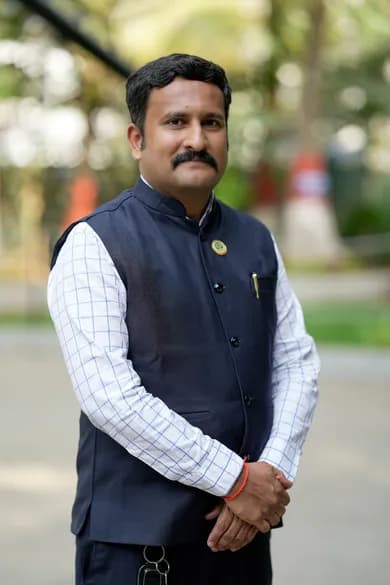Mr-NileshKhalika-AssociateDean_AHOD-LiberalArts